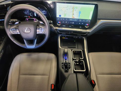 Used 2025 Lexus TX 350 350 Premium w/ Technology Package image 25