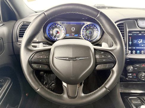 Used 2017 Chrysler 300 S RWD image 51