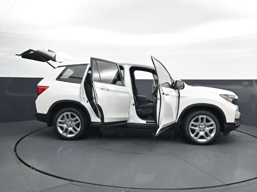 Used 2024 Honda Passport EX-L image 61