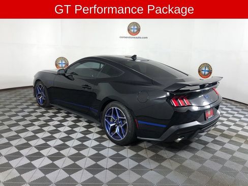 Used 2025 Ford Mustang GT Premium w/ GT Performance Package RWD image 17