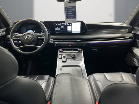 Certified 2025 Hyundai Palisade Calligraphy AWD/4WD image 19