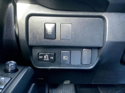 Used 2021 Toyota Tacoma SR image 35