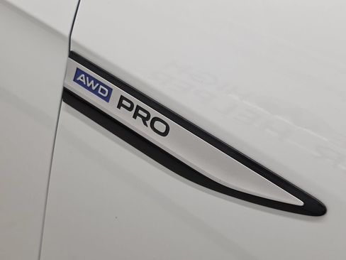 Used 2023 Volkswagen ID.4 Pro AWD/4WD image 43