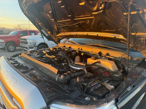 Used 2013 Ford F350 Platinum w/ FX4 Off Road Pkg image 40