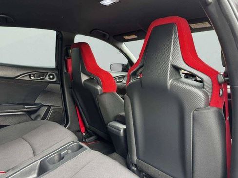 Used 2019 Honda Civic Type R image 44