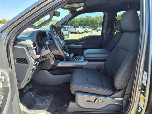 New 2025 Ford F150 XLT w/ Equipment Group 302A MID image 20