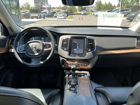 Used 2018 Volvo XC90 T6 Inscription w/ Convenience Package AWD/4WD image 21