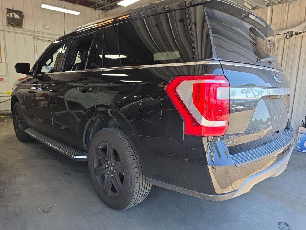 Used 2020 Ford Expedition XLT w/ Equipment Group 202A RWD image 17
