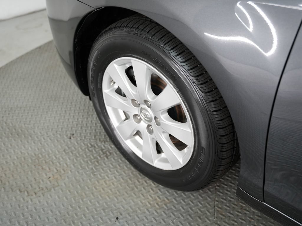 Used 2009 Toyota Camry SE FWD image 56