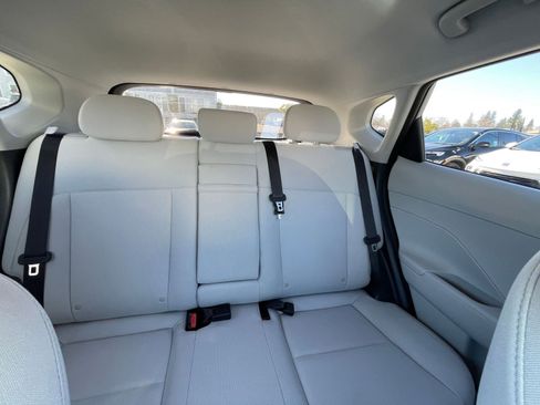 Used 2025 Hyundai Kona SEL image 37