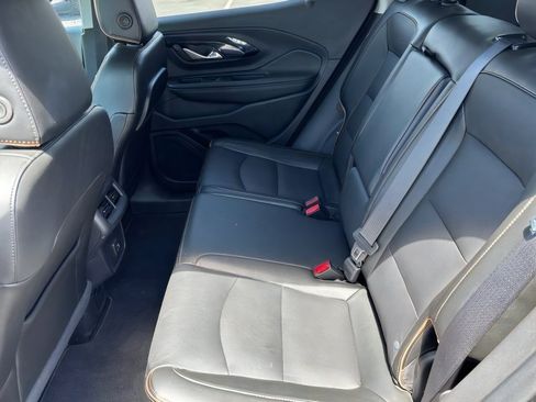 Used 2024 GMC Terrain AT4 AWD/4WD image 29