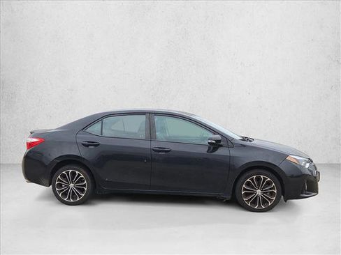 Used 2015 Toyota Corolla S image 4