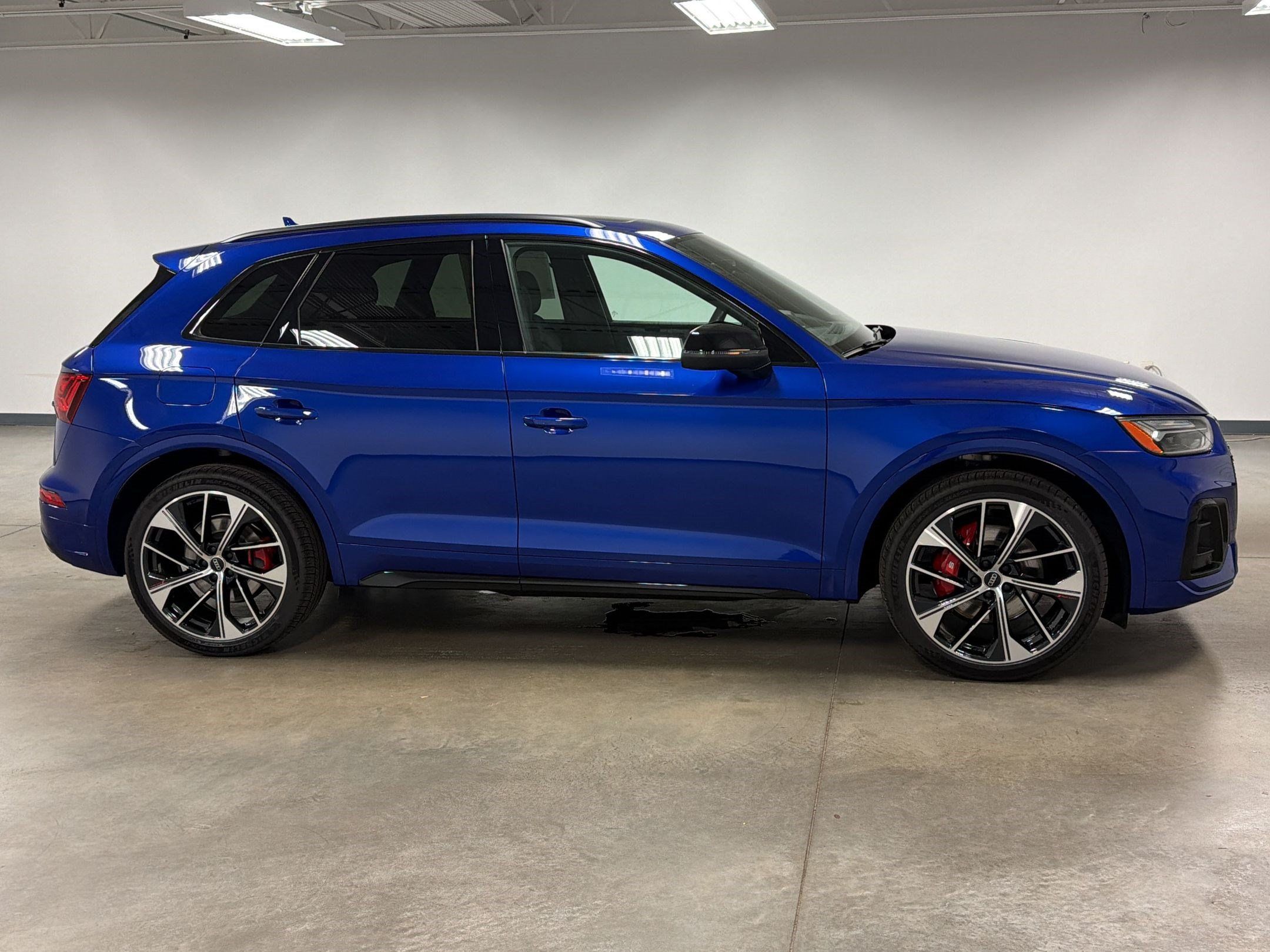 Used 2023 Audi SQ5 Premium Plus w/ Premium Plus Package AWD/4WD image 8