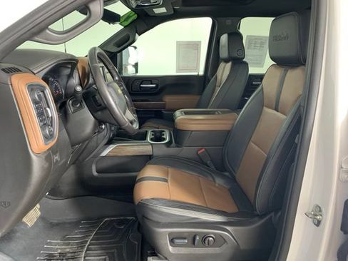Used 2022 Chevrolet Silverado 2500 High Country w/ Z71 Off-Road Package AWD/4WD image 18