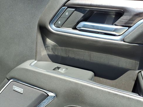 Used 2024 Chevrolet Silverado 1500 LTZ AWD/4WD image 20
