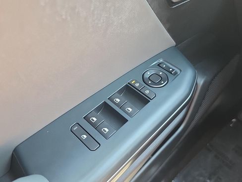 Certified 2025 Kia K4 FWD image 25