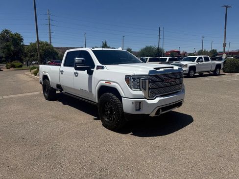 Used 2022 GMC Sierra 3500 Denali w/ Denali Ultimate Package AWD/4WD image 3