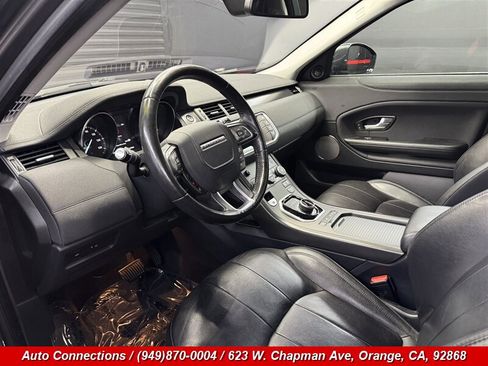 Used 2019 Land Rover Range Rover Evoque SE AWD/4WD image 11