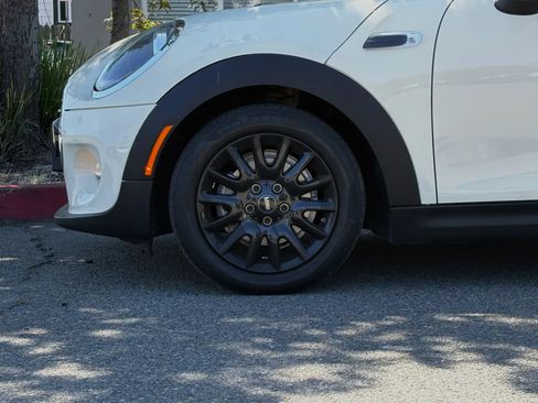Used 2019 MINI Cooper 2-Door Hardtop FWD image 26