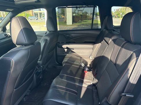 Used 2023 Honda Passport TrailSport image 8