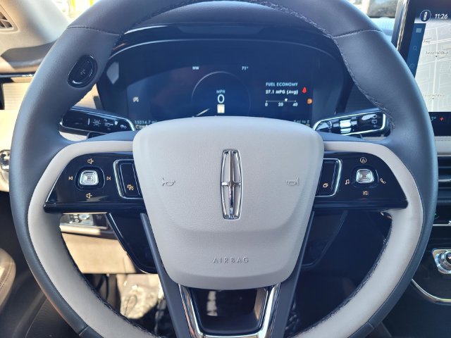 Used 2024 Lincoln Corsair AWD w/ Equipment Group 101A image 25