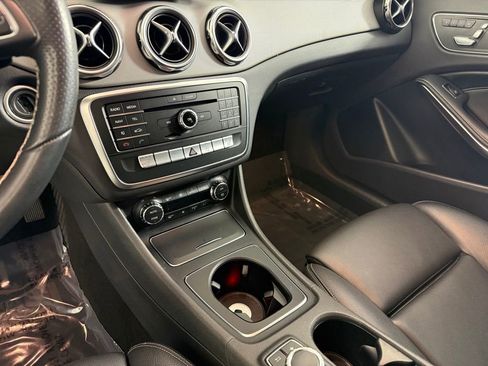 Used 2018 Mercedes-Benz GLA 250 image 23