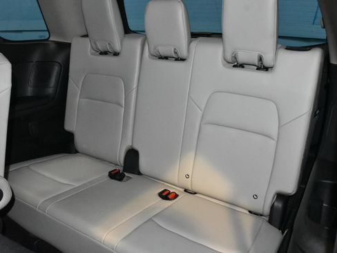 Certified 2024 Nissan Pathfinder SL w/ SL Premium Package AWD/4WD image 20
