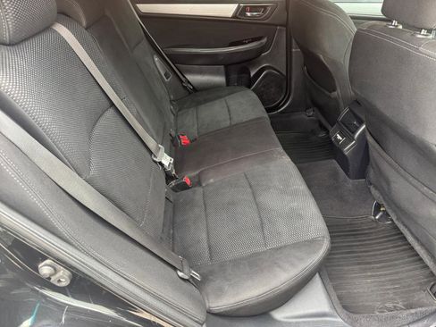 Used 2018 Subaru Outback 2.5i Premium AWD/4WD image 14