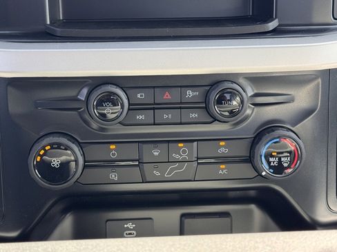 New 2025 Ford F350 XLT w/ FX4 Off-Road Package image 24