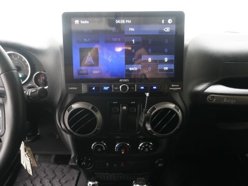 Used 2012 Jeep Wrangler Sport AWD/4WD image 21