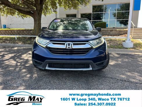 Used 2017 Honda CR-V LX image 2
