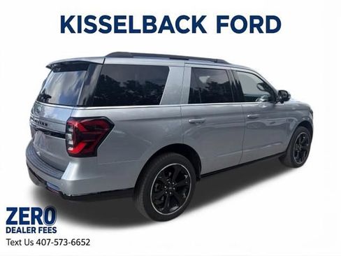 Used 2023 Ford Expedition Limited RWD image 5
