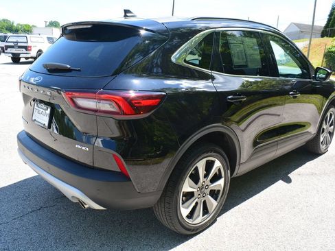 Used 2024 Ford Escape Platinum AWD/4WD image 5