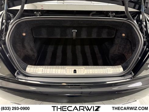 Used 2019 Rolls-Royce Dawn RWD image 65
