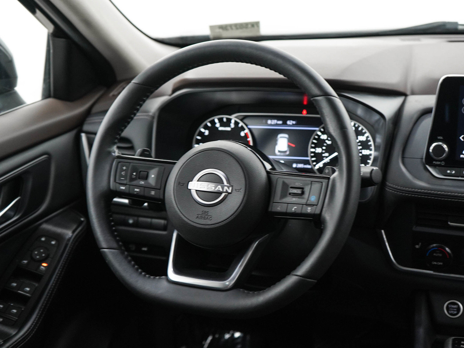 Used 2023 Nissan Rogue SV w/ SV Premium B Package AWD/4WD image 14