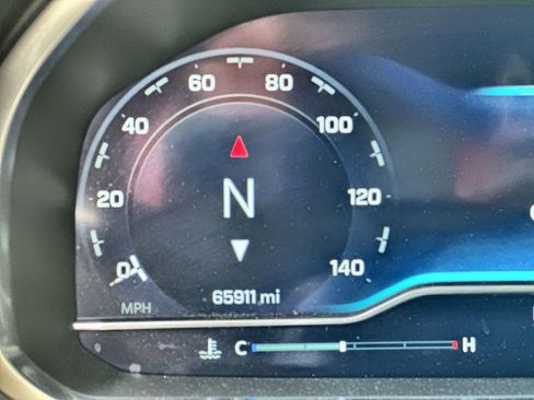 Certified 2024 Chevrolet Tahoe Z71 w/ Luxury Package image 12