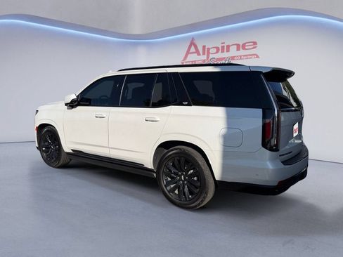 Used 2021 Cadillac Escalade Sport w/ Driver Assist Tech Package AWD/4WD image 3