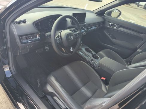 Used 2024 Honda Civic Sport image 9