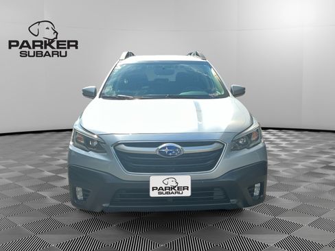 Used 2020 Subaru Outback Premium w/ Popular Package #1 AWD/4WD image 8