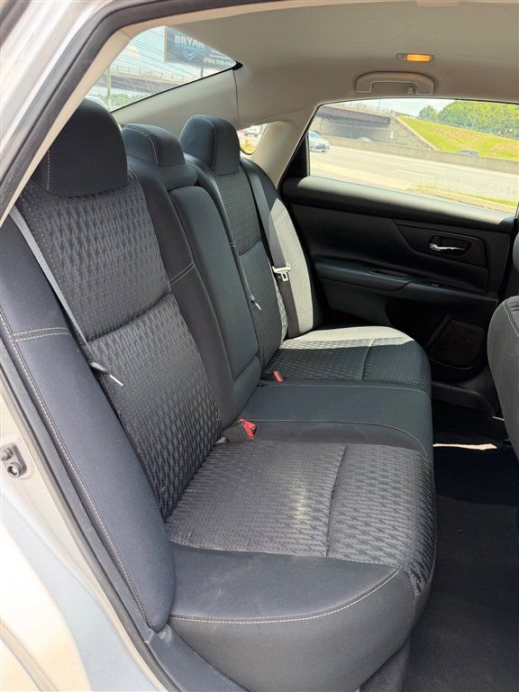 Used 2016 Nissan Altima 2.5 S w/ Power Driver Seat Package FWD image 29