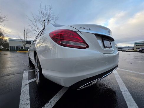 Used 2015 Mercedes-Benz C 300 4MATIC Sedan image 11