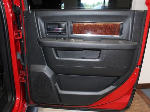 Used 2012 RAM 1500 Laramie AWD/4WD image 32