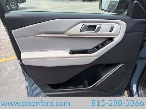 New 2026 Ford Explorer Active w/ Active Comfort Package AWD/4WD image 24