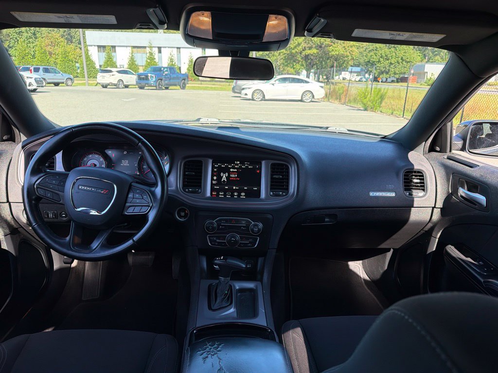 Certified 2023 Dodge Charger SXT w/ Blacktop Package RWD image 7