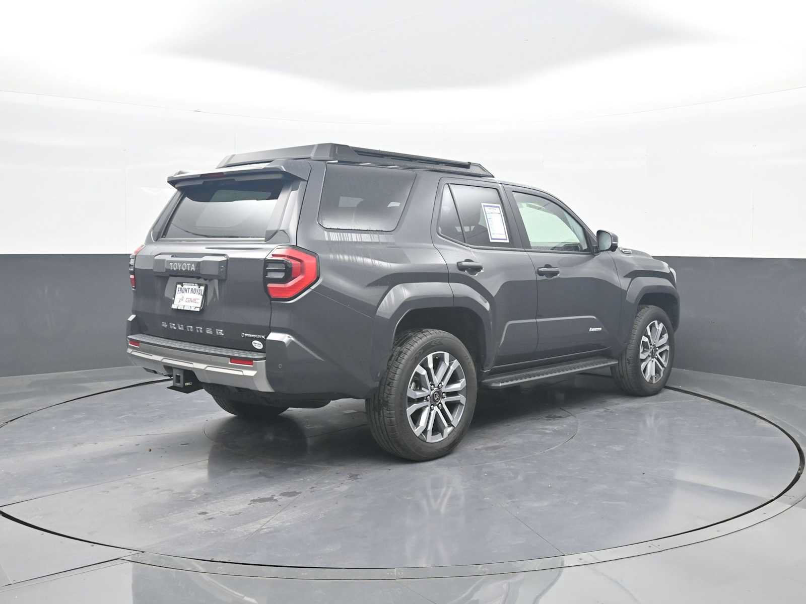 Used 2025 Toyota 4Runner Limited AWD/4WD image 8