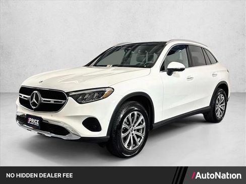 Used 2026 Mercedes-Benz GLC 300 4MATIC image 1