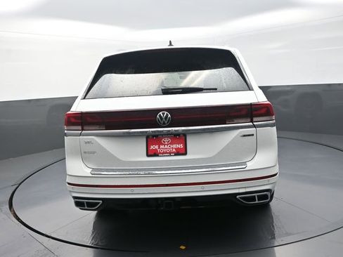 Used 2024 Volkswagen Atlas SEL Premium R-Line AWD/4WD image 19
