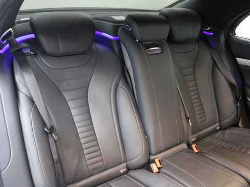 Used 2015 Mercedes-Benz S 550 4MATIC Sedan image 32