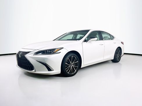Used 2023 Lexus ES 350 w/ Premium Package FWD image 3