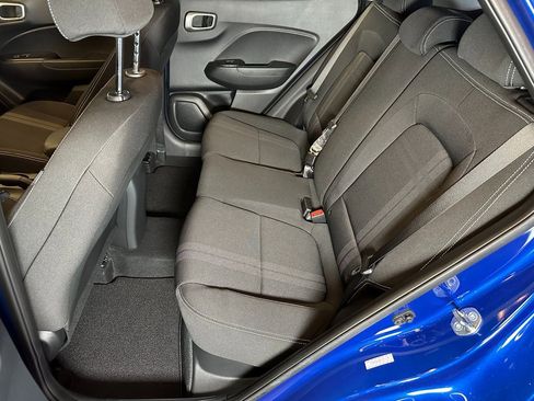 Used 2023 Hyundai Venue SEL w/ Cargo Package image 21